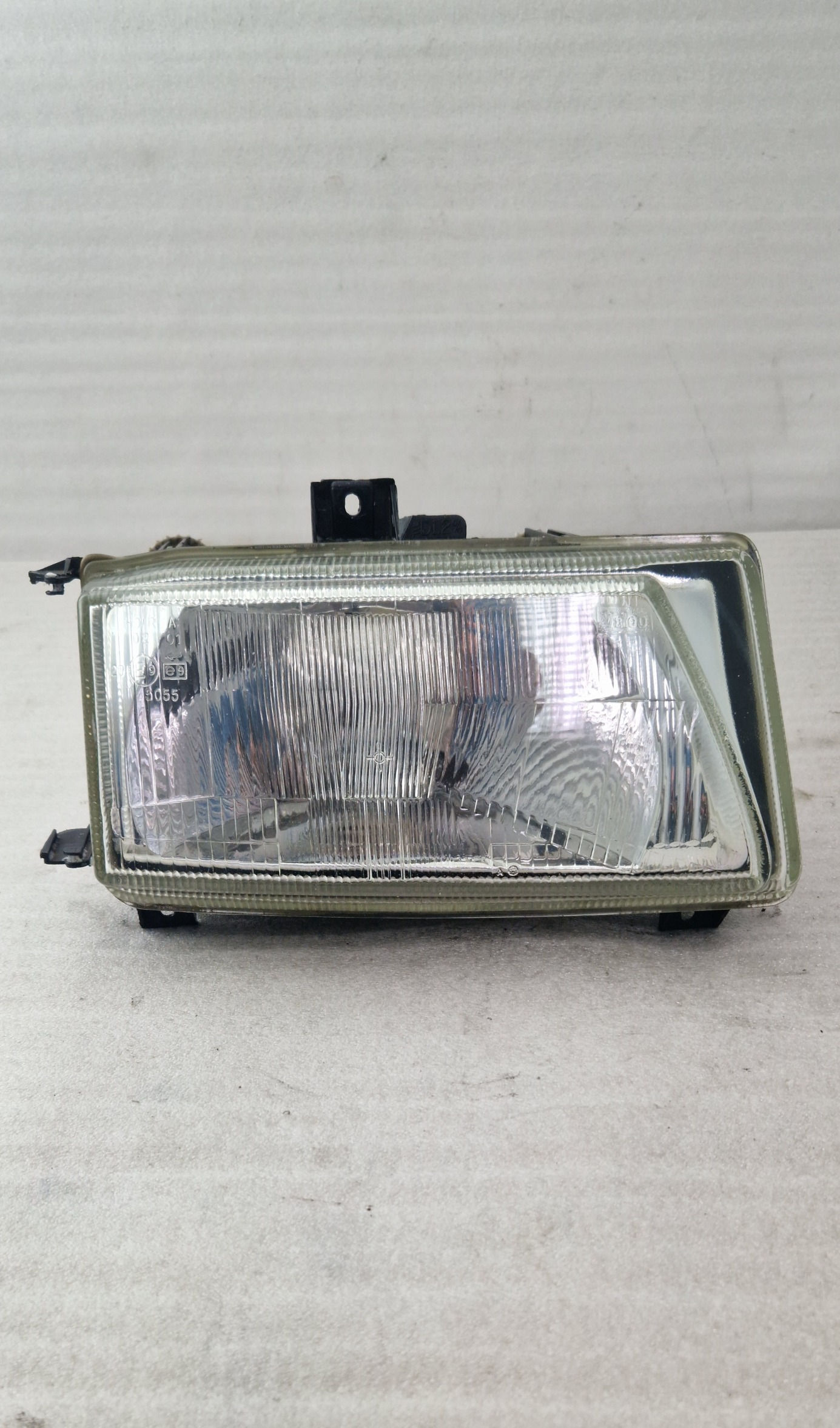 Faro Derecho Seat Cordoba 1.9D 1995