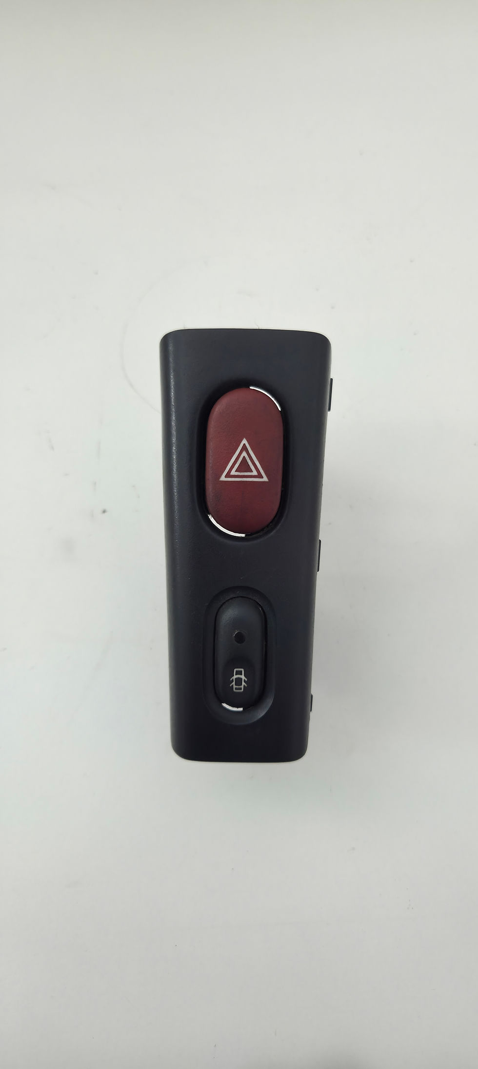 Miniatura: Botón Warning Renault Laguna I 1997