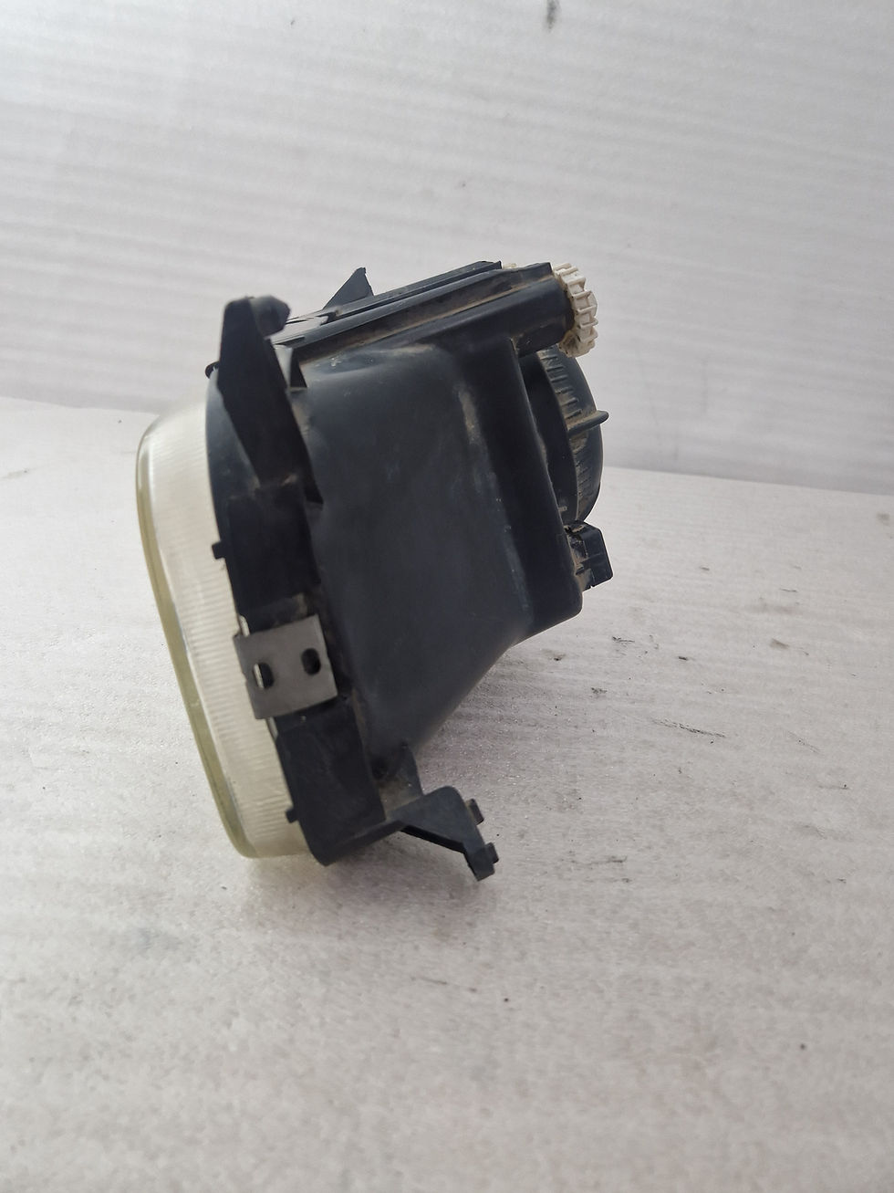 Thumbnail: Faro Derecho Volkswagen Passat 2.0G Variant 1992