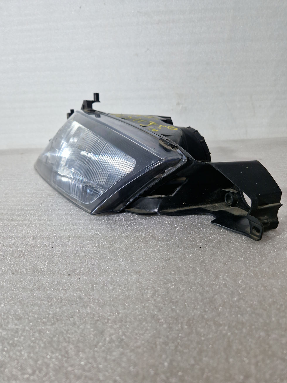 Miniatura: Faro Delantero Izquierdo Lancia Y 1998