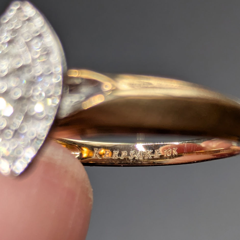Natural Diamond and Gold Ring