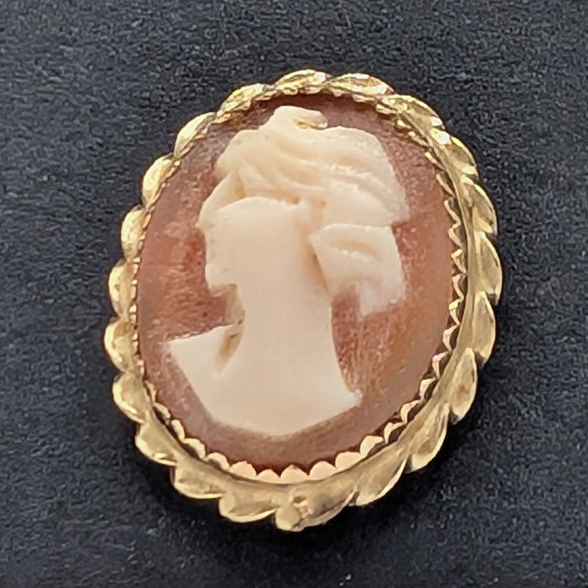 Cameo Lady Earrings