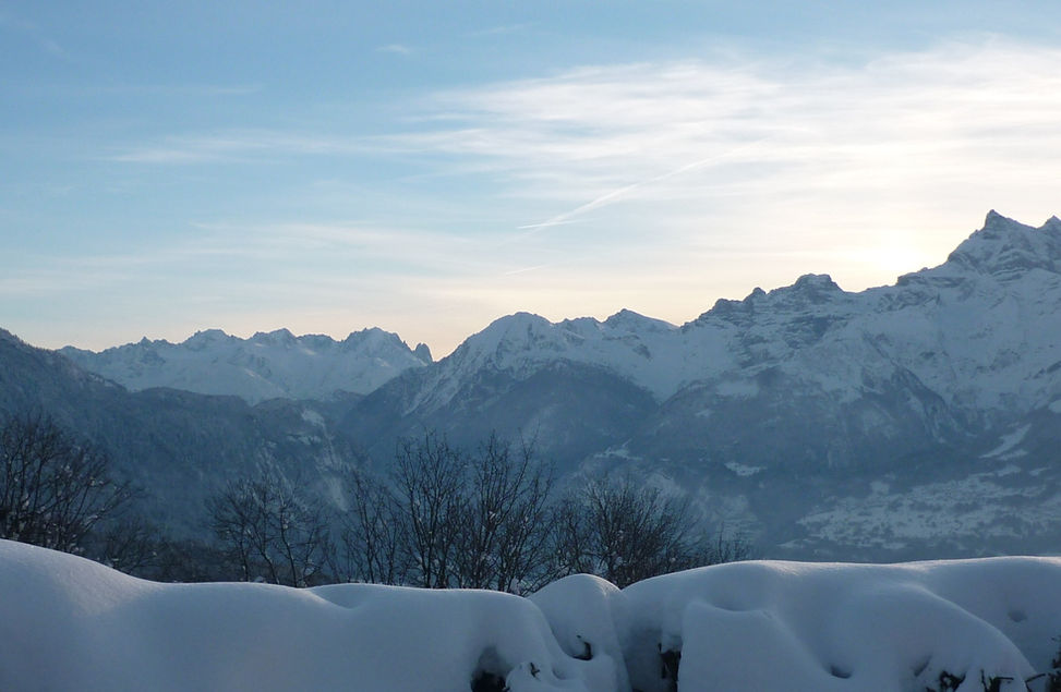 vue dent du midi.jpg