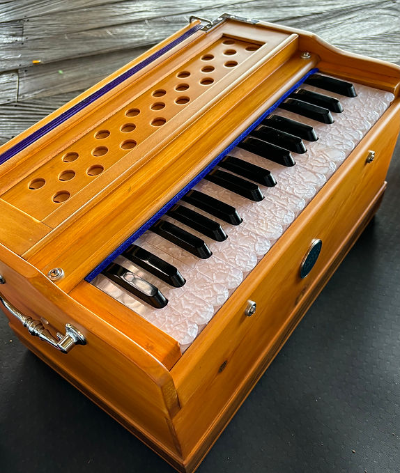 harmonium.jpeg