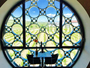 Cava & Hotel Mastinell