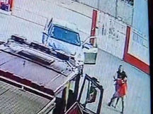 Bebê engasgado é salvo por bombeiros, em Posse-GO