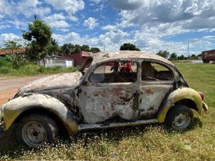 Simolândia: Homem é preso após incendiar veículo no centro da cidade