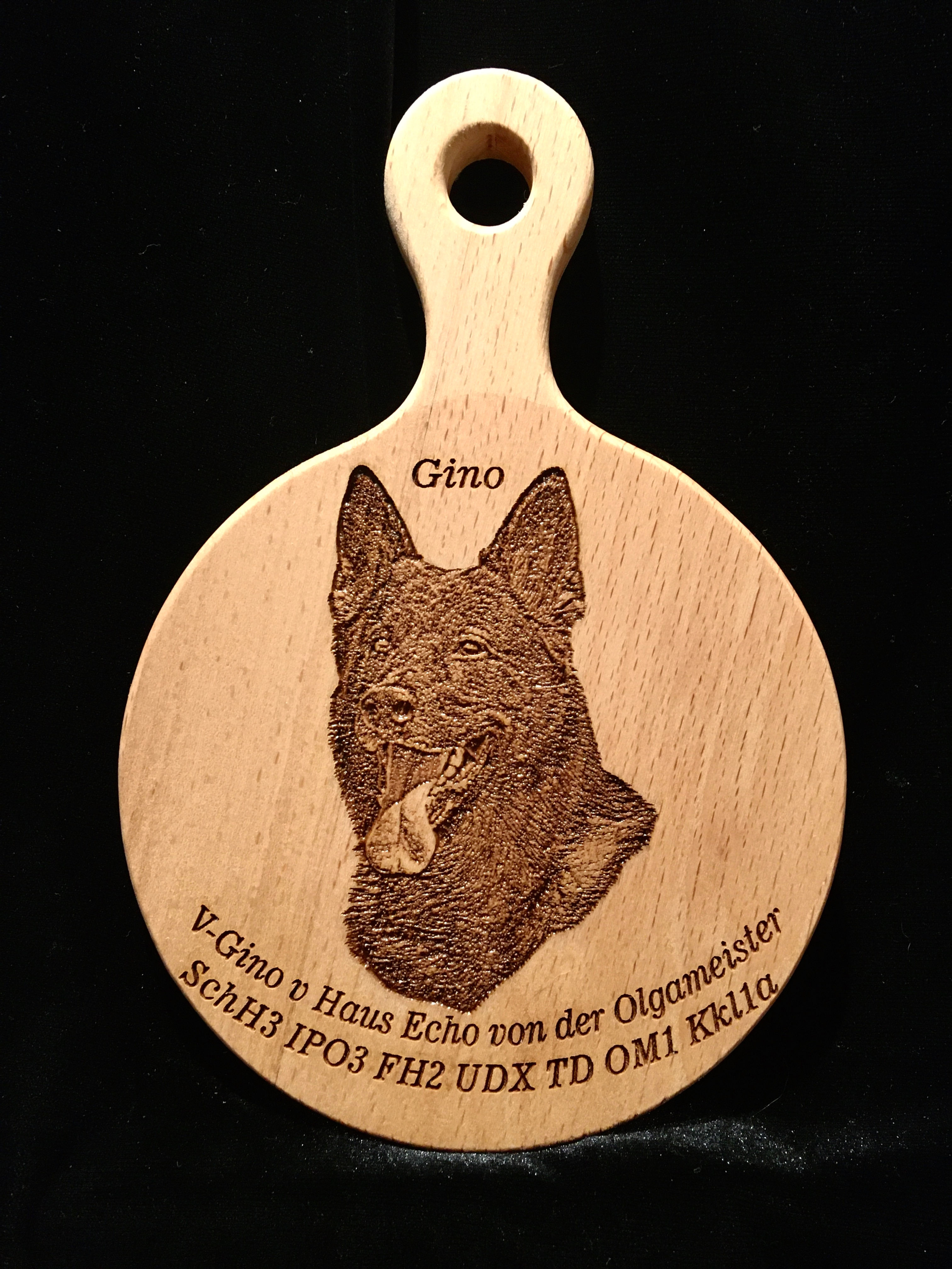 4.5" diameter, 1/2" thick Beech Wood Round w custom photo engrave image