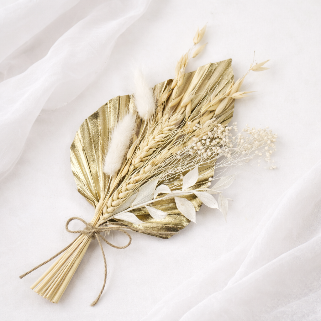 Gold palm spear set of dried flowers for cake styling