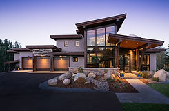 modern-architectural-style-with-warm-finishes-to-compliment-mountain-setting_edited.jpg