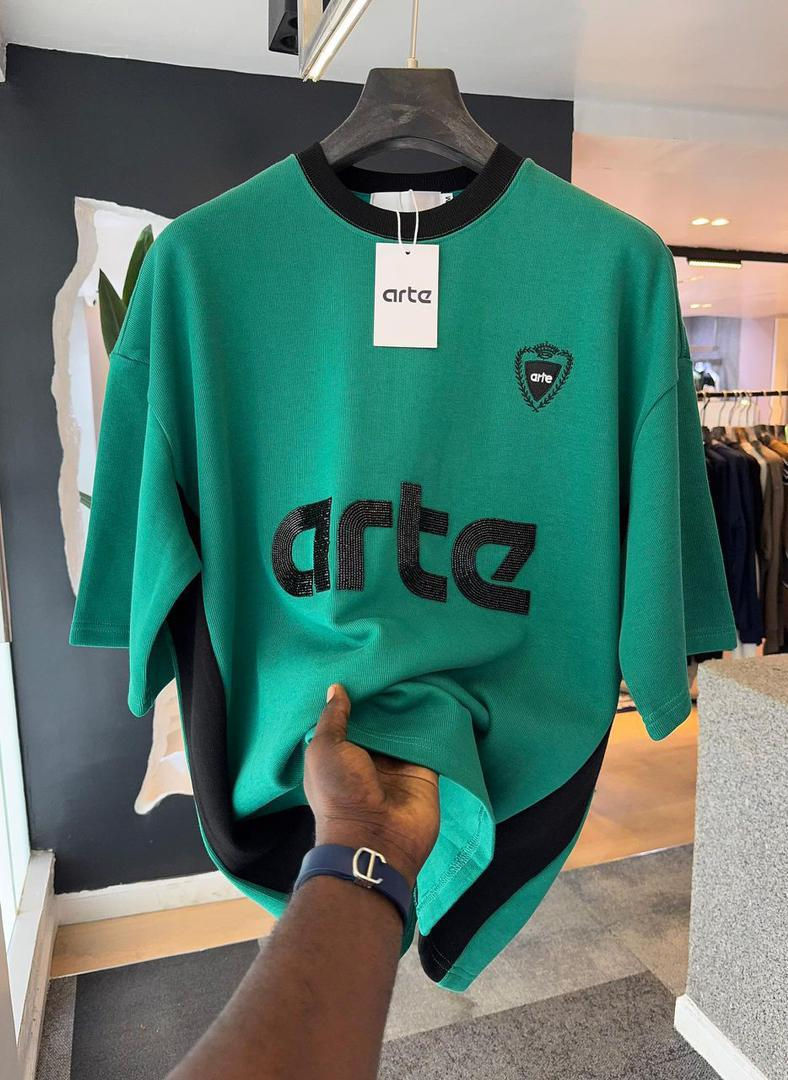 Thumbnail: ArteT-shirts