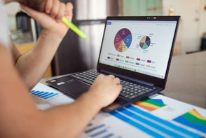 How to Calculate SaaS Monthly Recurring Revenue (MRR)