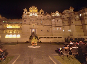 Lake palace udaipur.png