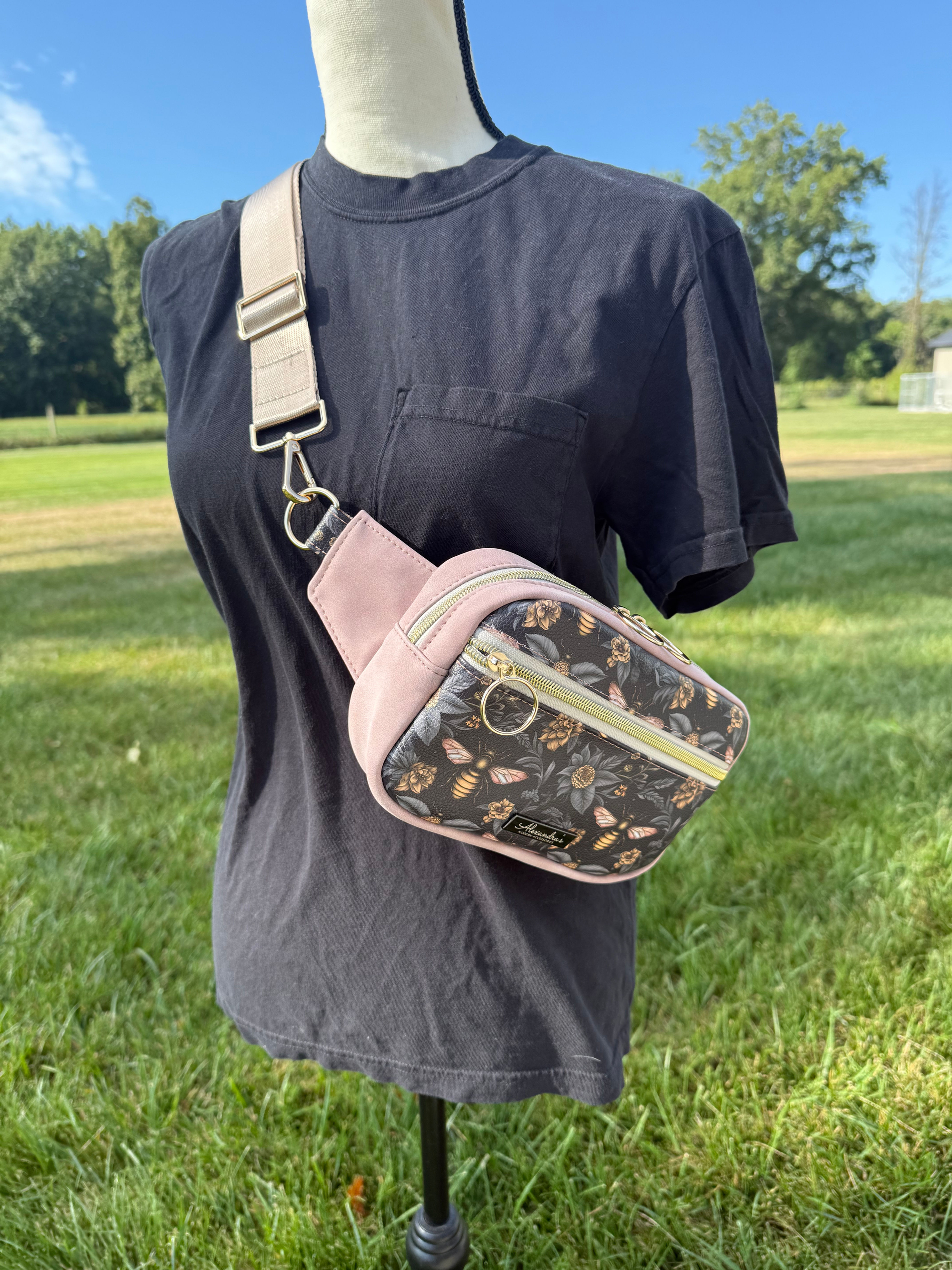 Traditional Fanny Pack/BumBag (Bees)