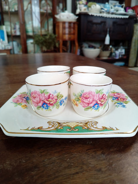 英国バラの文様 エッグスタンド | Antique Melford