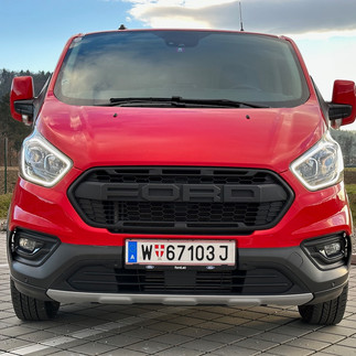 Ford Transit Custom Trail – Front