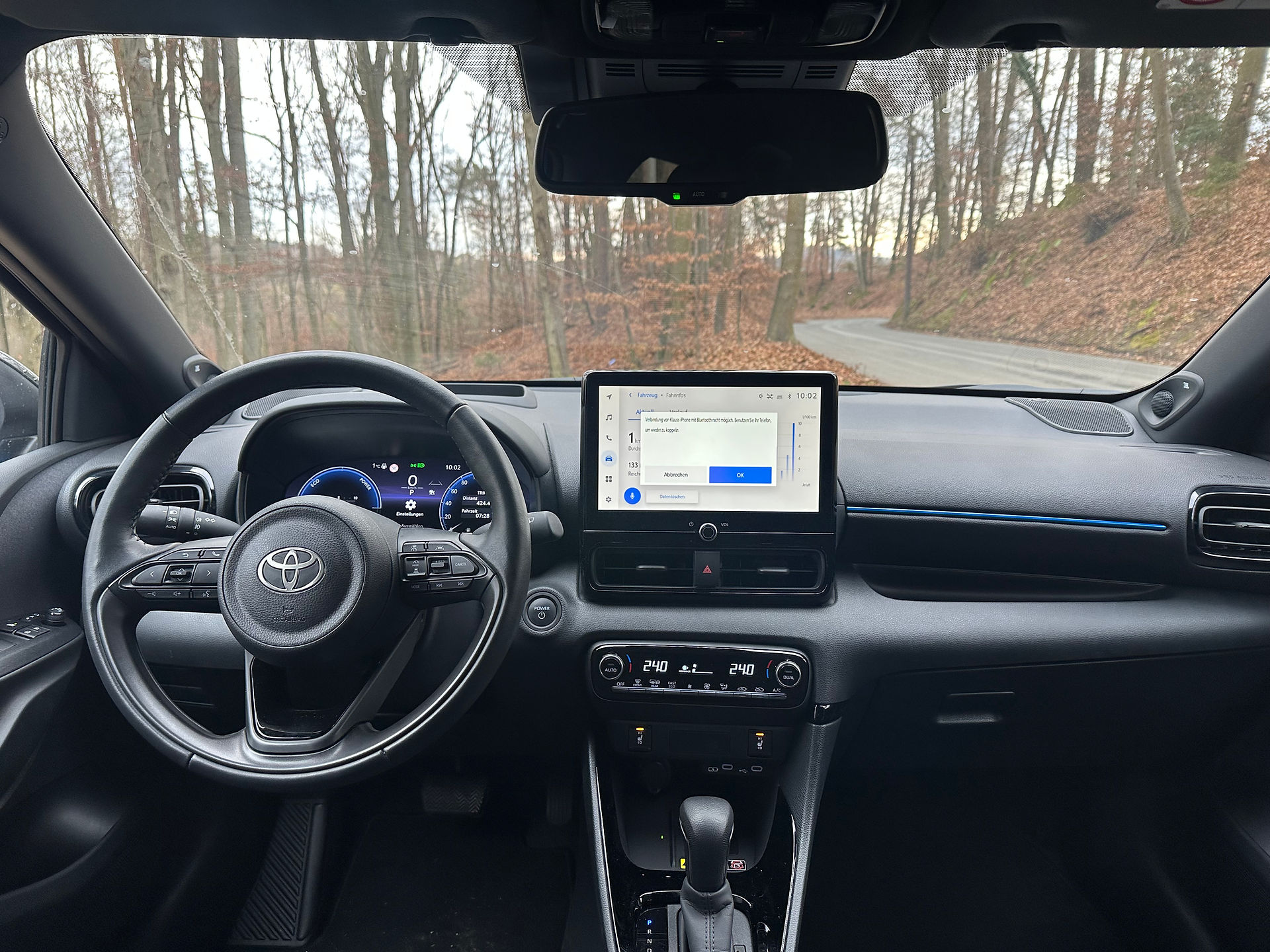 Toyota Yaris Hybrid – Cockpit