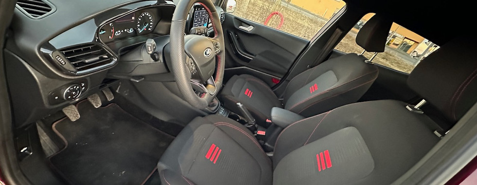 Ford Fiesta mHEV – Vordersitze
