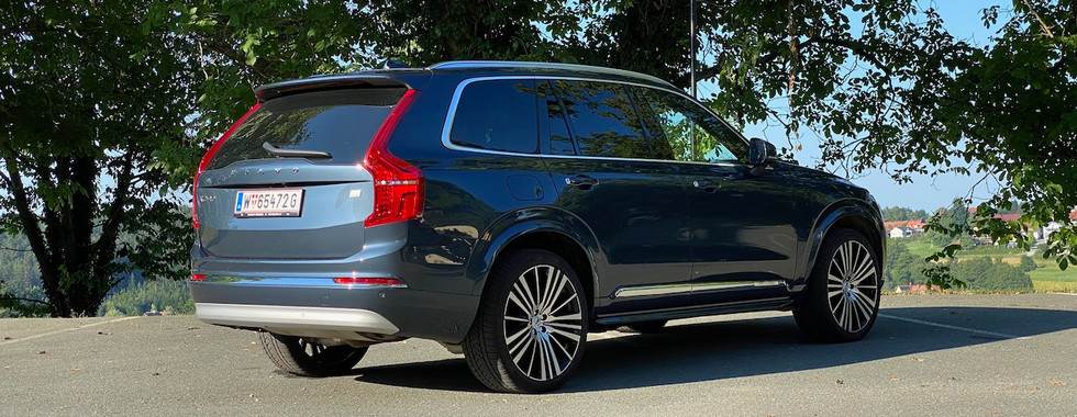 Volvo XC90 T8 AWD – Heckansicht