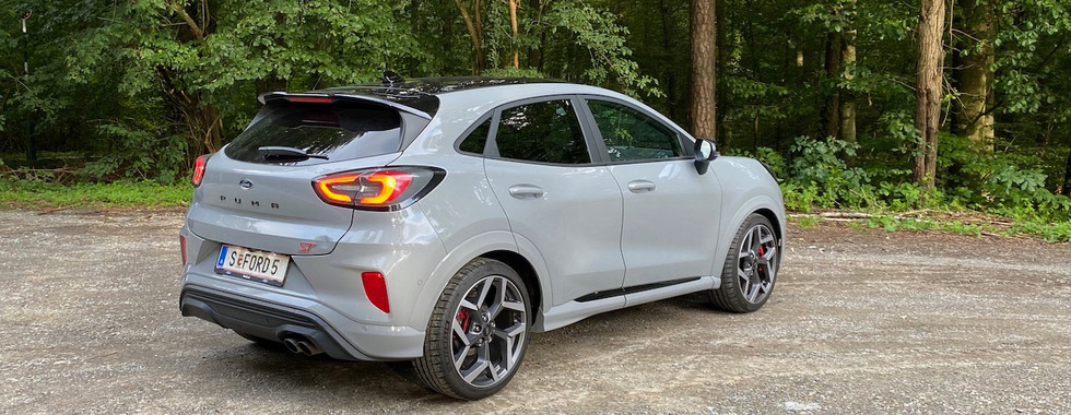 Ford Puma ST – Heck- und Seitenansicht