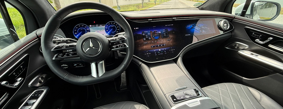 Mercedes EQE - Cockpit