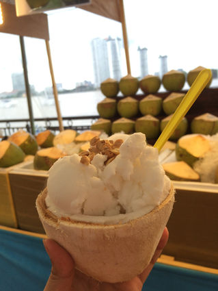 Where to find halal food in Asiatique Riverfront Bangkok Thailand