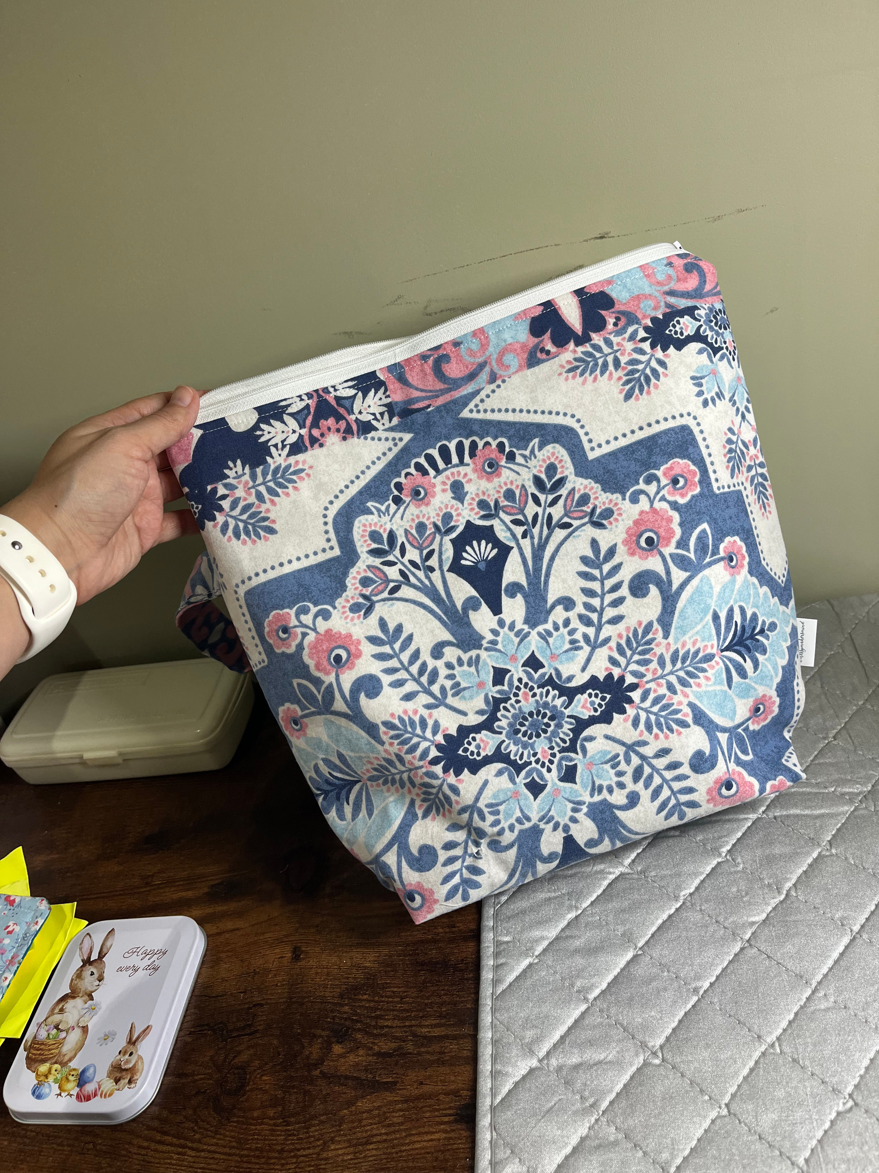 Retro floral knitting project bag
