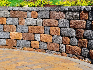 Stratford, CT Retaining Walls | Retaining Wall Design and Construction | Decorative Stone Walls
