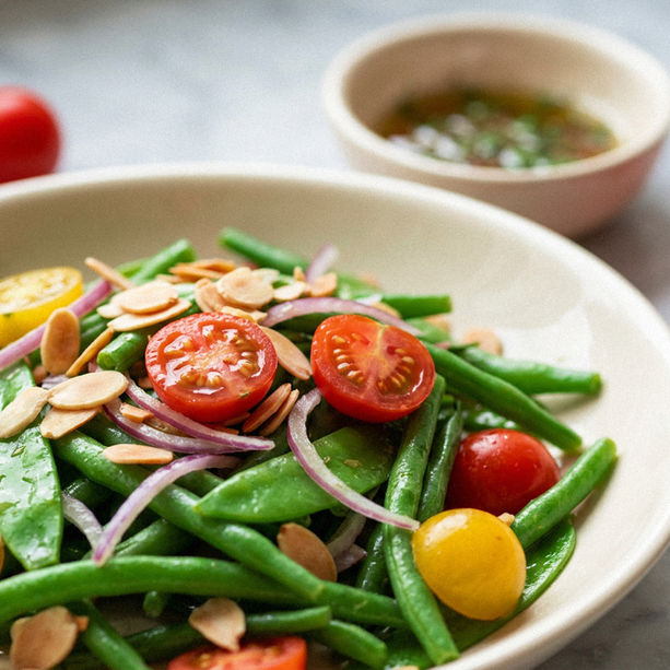 Salade croquante de haricots verts et pois mange-tout