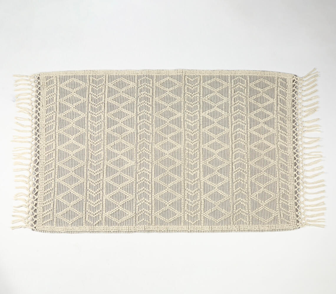 Geometric Tufted Misty rug (medium)