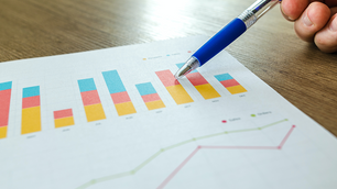 How to Achieve Revenue Goals in SaaS: Tips and Strategies for Success