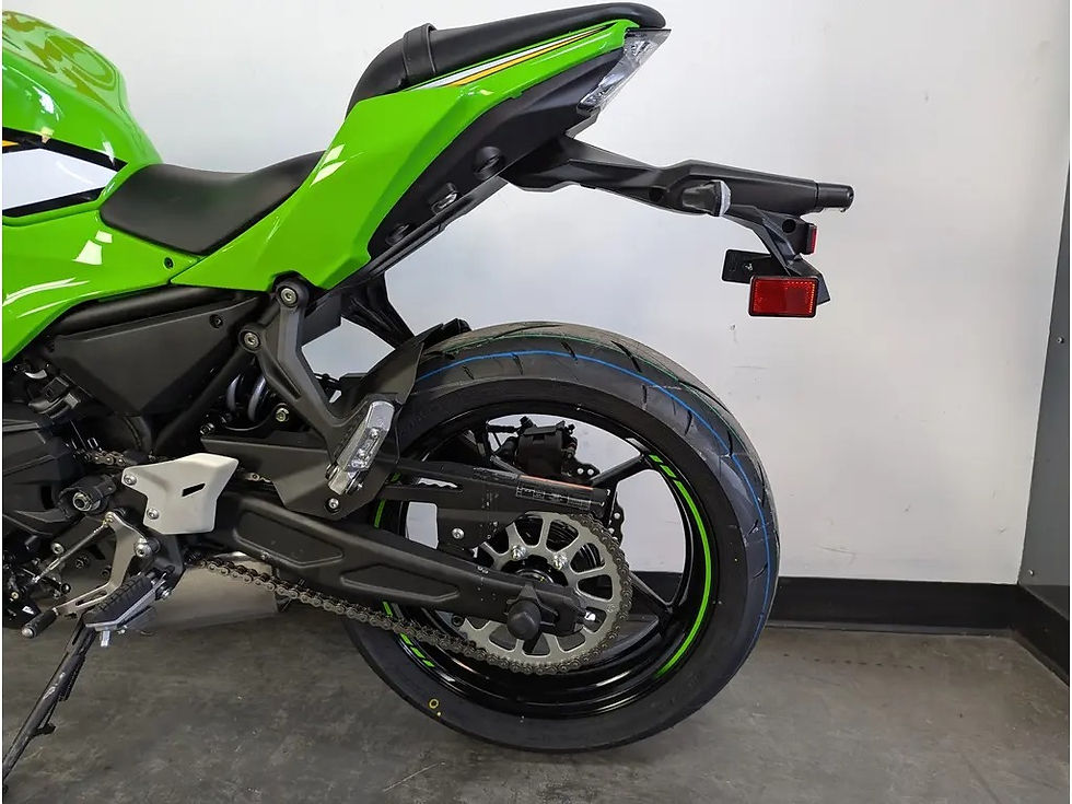 Thumbnail: 2025 Kawasaki Ninja 650 KRT Edition