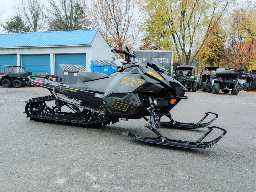 2026 Arctic Cat 26 MTN 858 154 HCR US BLK 2.6