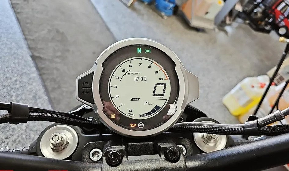 Thumbnail: 2024 CFMOTO 700 CL-X Heritage