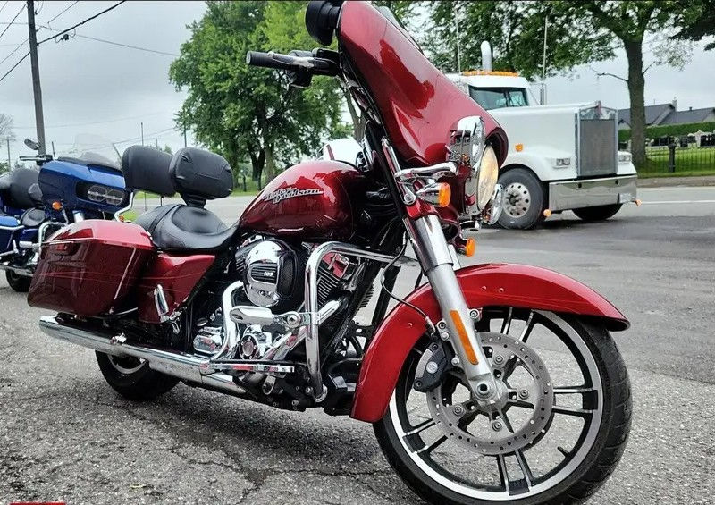2016 Harley Davidson FLHXS Street Glide