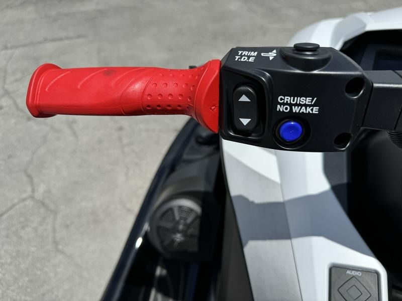 Miniature : 2024 Yamaha Waverunner GP HO Audio