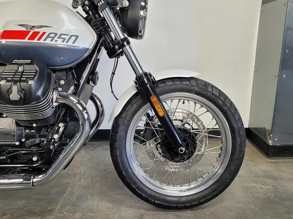 Miniature : 2024 Moto Guzzi V7 Special