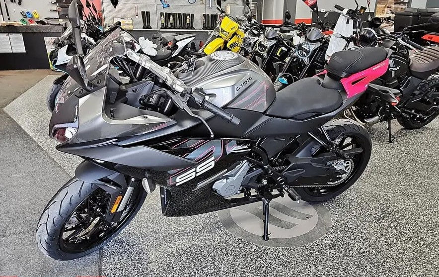 Thumbnail: 2024 CFMOTO 300SS