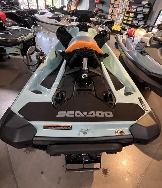 Miniature : 2024 Sea-Doo Wake 170 Audio, IDF, IBR