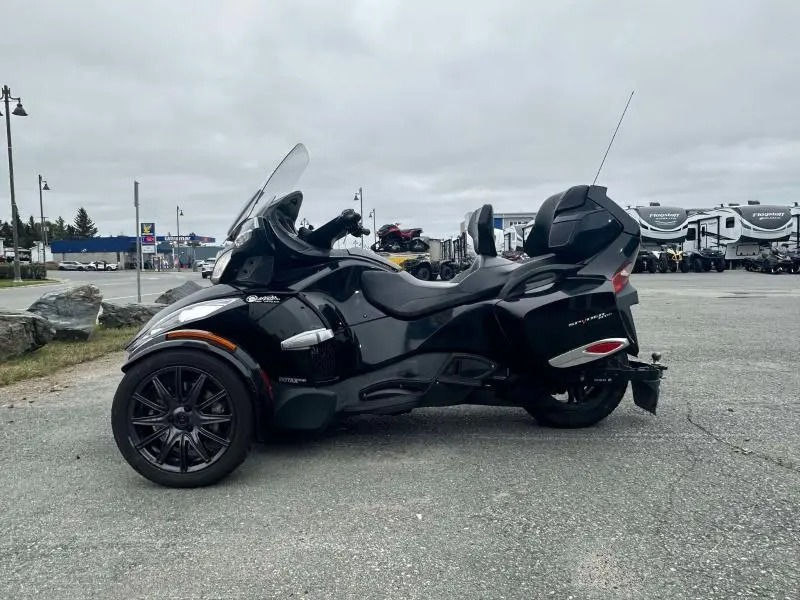 Miniature : 2014 Can-am Spyder RT-S 1330