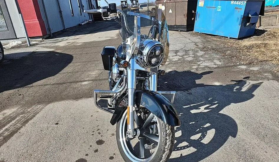 Miniature : 2012015 Harley-Davidson Dyna Switchback