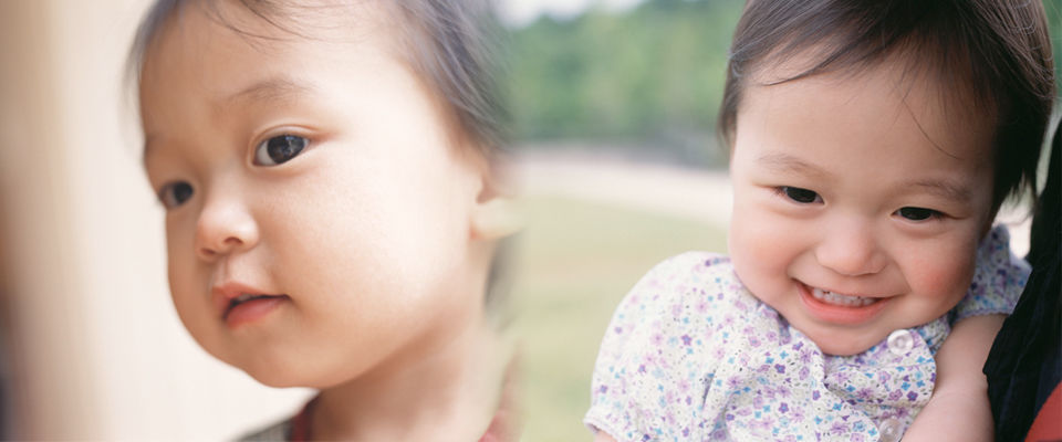 きれいな瞳のかわいい子供