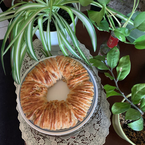 Eggless Spicy Cheesy Garlic Wool Roll Bread