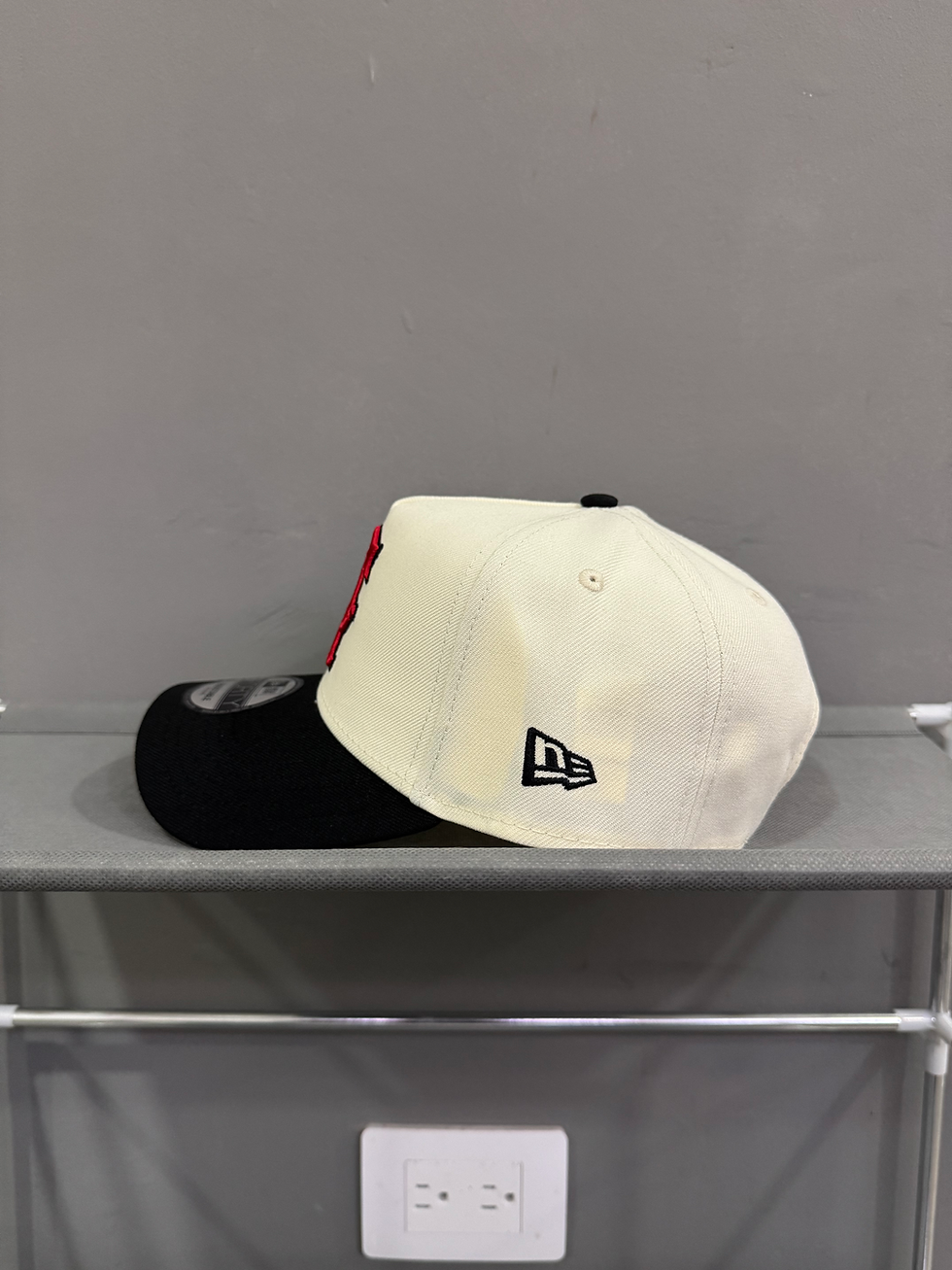 Miniatura: Blanca con negro y logo retro, Angels 25th anniversary