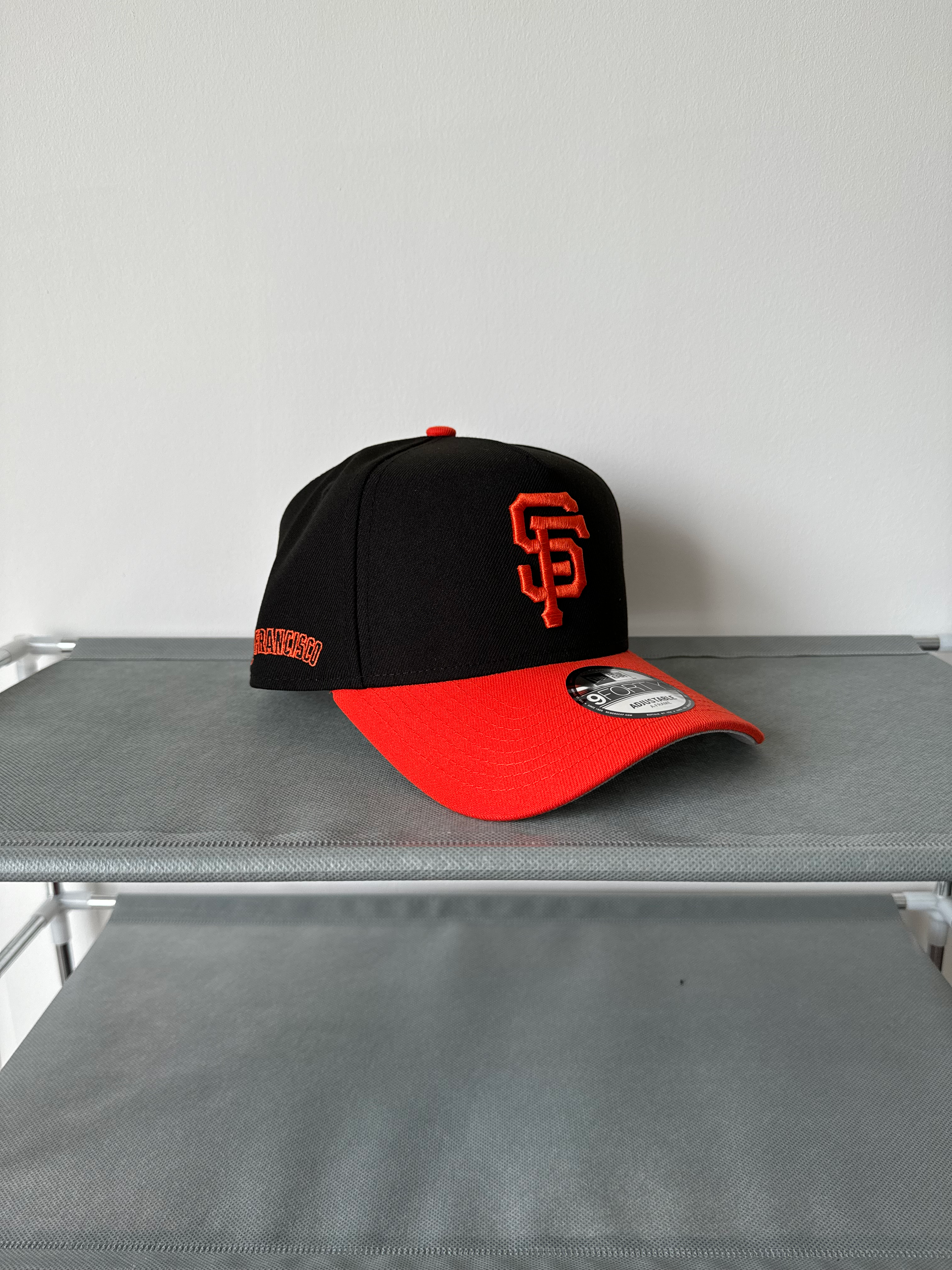 Negra con naranja, Giants parche del equipo