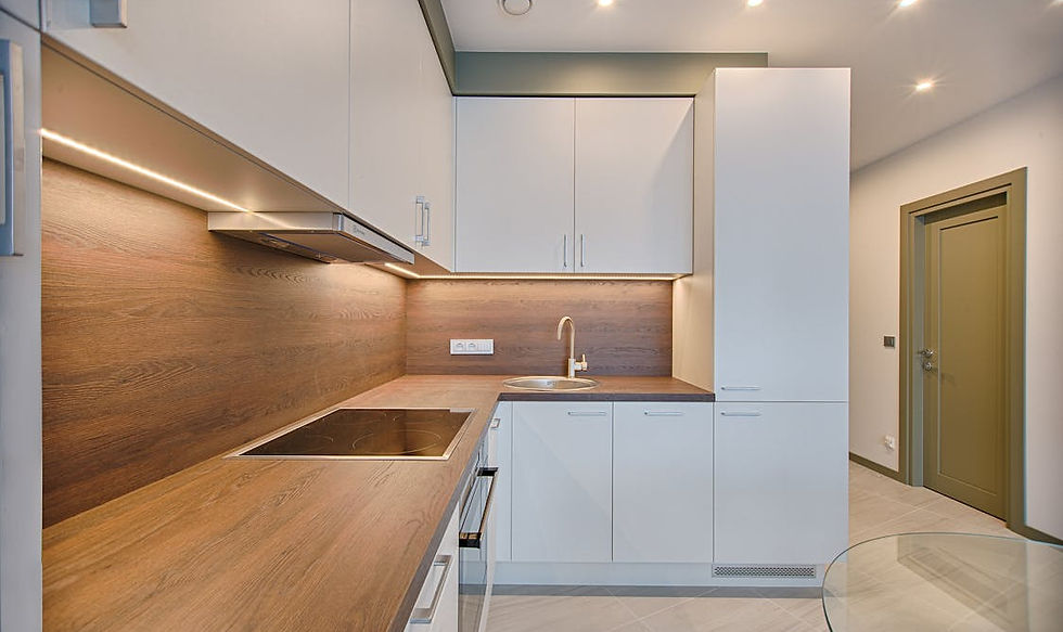 Empty room in a Winnipeg home before virtual staging — showing the potential for digital furniture and decor transformation