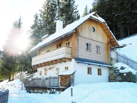 Real Estate Photography for Ski Chalets and Alpine Homes: The Complete Guide for Whistler and the Sea-to-Sky Corridor