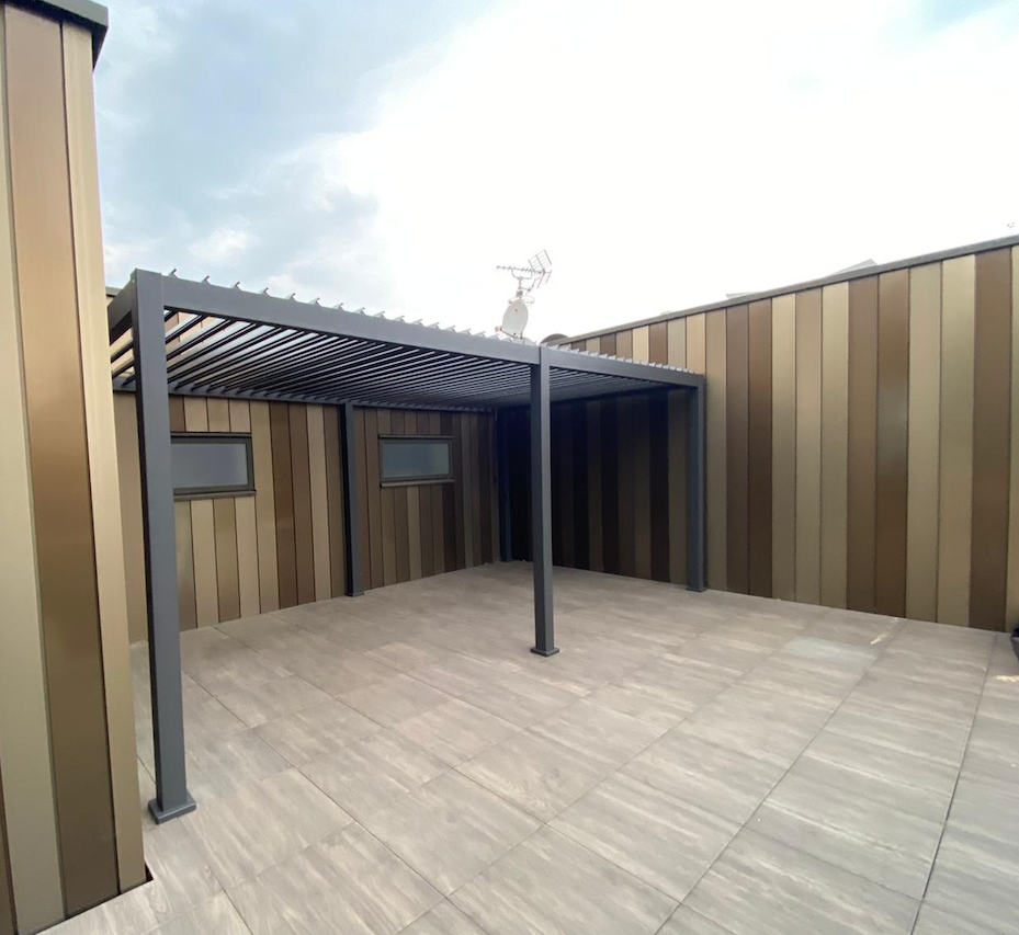 london pergola build