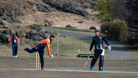 ÍSLENSK PREMIER LEAGUE: WEEK 4