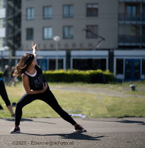 Essentrics Shoulder stretch by Etienne -